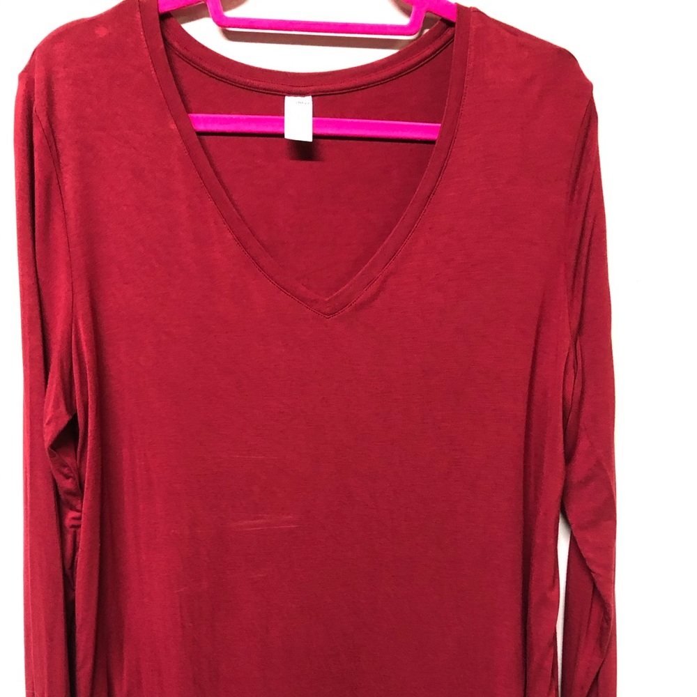 NEW Old Navy polyester v-neck top